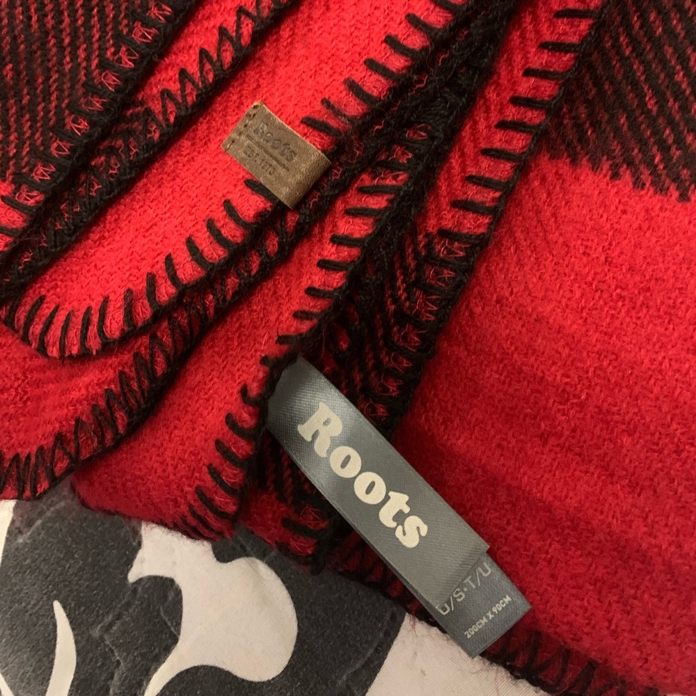 Roots plaid blanket scarf/shawl